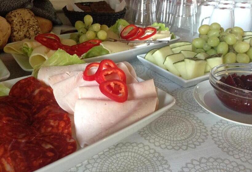 חדר משפחתי חדר אמבטיה משותף, Birkende Bed And Breakfast