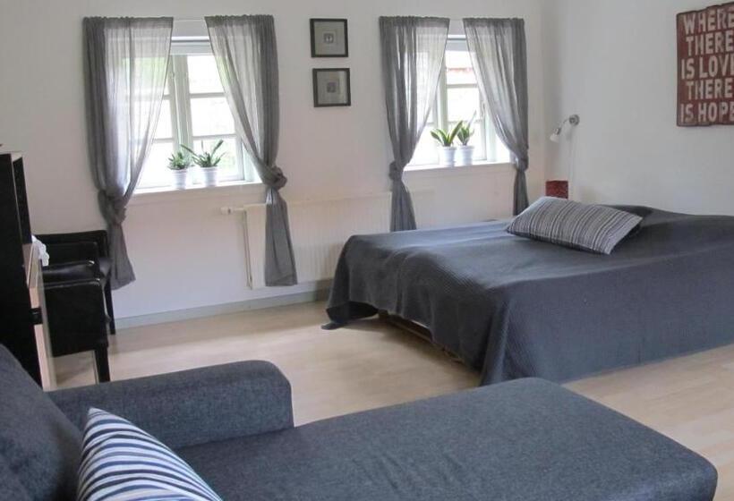 חדר משפחתי חדר אמבטיה משותף, Birkende Bed And Breakfast