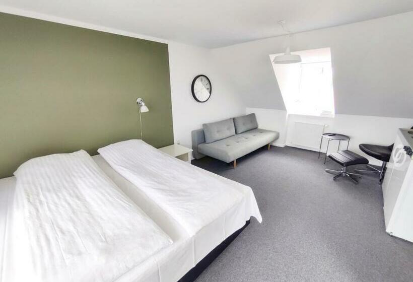 패밀리 룸 공용 욕실, Centralhotellet