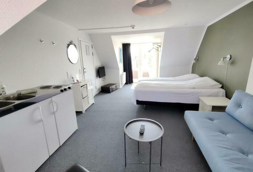 패밀리 룸 공용 욕실, Centralhotellet