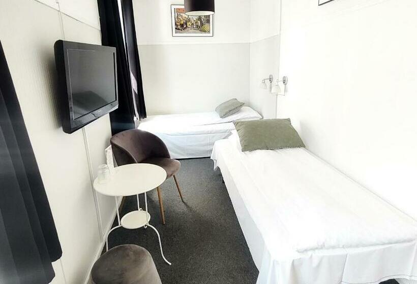 스탠다드 룸 공동 욕실, Centralhotellet