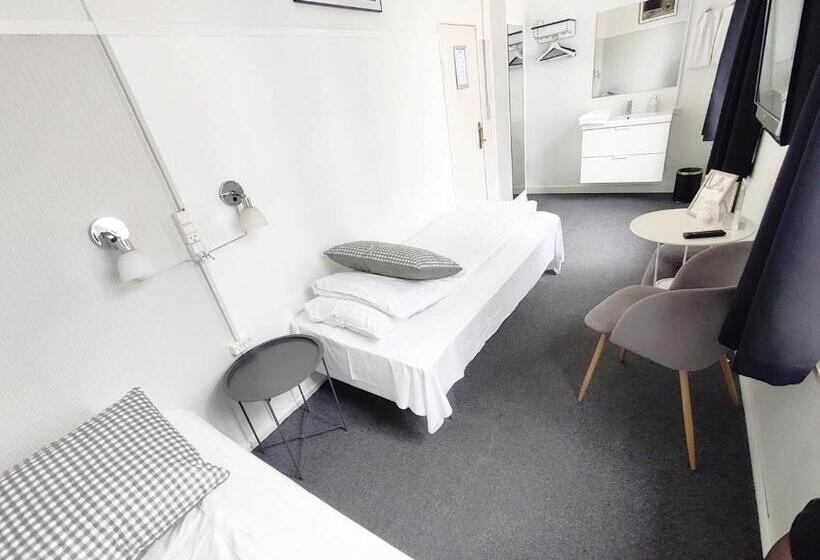 스탠다드 룸 공동 욕실, Centralhotellet