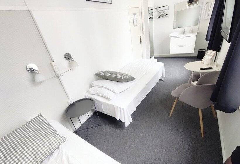 스탠다드 룸 공동 욕실, Centralhotellet