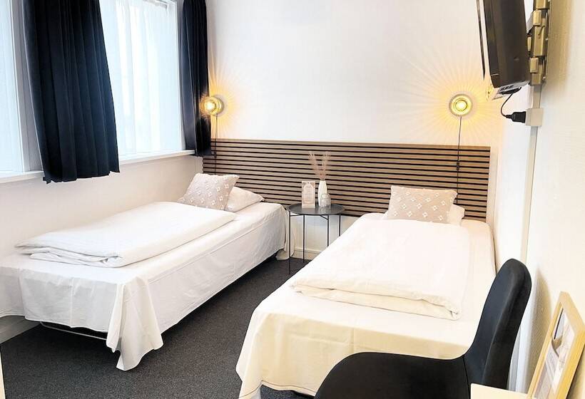 스탠다드 룸 공동 욕실, Centralhotellet