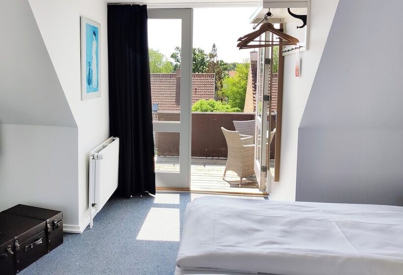 스탠다드 룸 공동 욕실, Centralhotellet