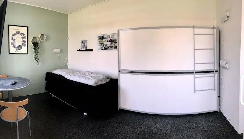 Standard Yhden Hengen Huone, Danhostel Skanderborg