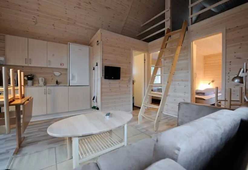 Talo 3 Makuuhuonetta, Danhostel Skanderborg