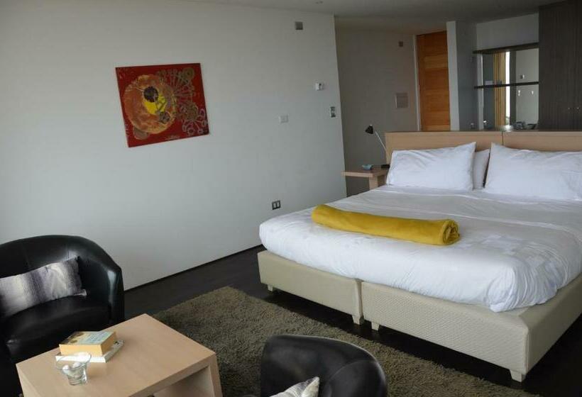 اتاق لوکس با چشمانداز دریا, 8 Al Mar