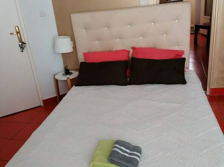 스탠다드 룸, California