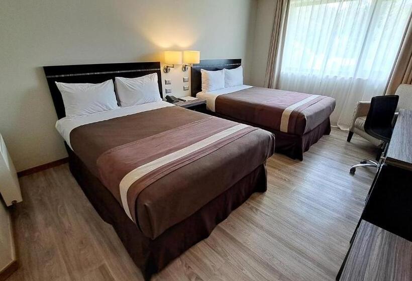 스탠다드 룸, Diego De Almagro Osorno