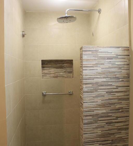 جناح, Hacienda Del Viejo