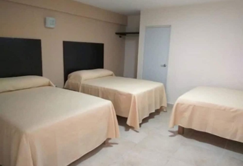 스탠다드 트리플 룸, Puerto Inn