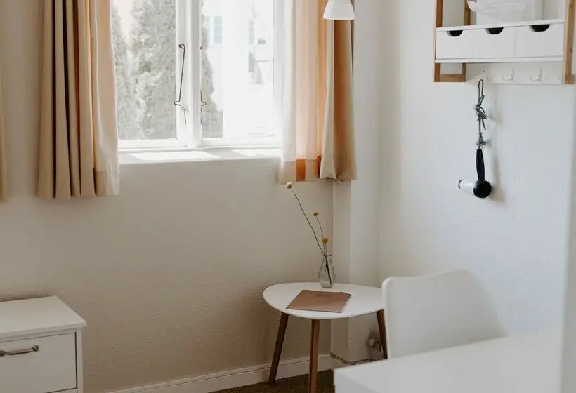 Habitación Estàndard Individual, Sandvig Havn