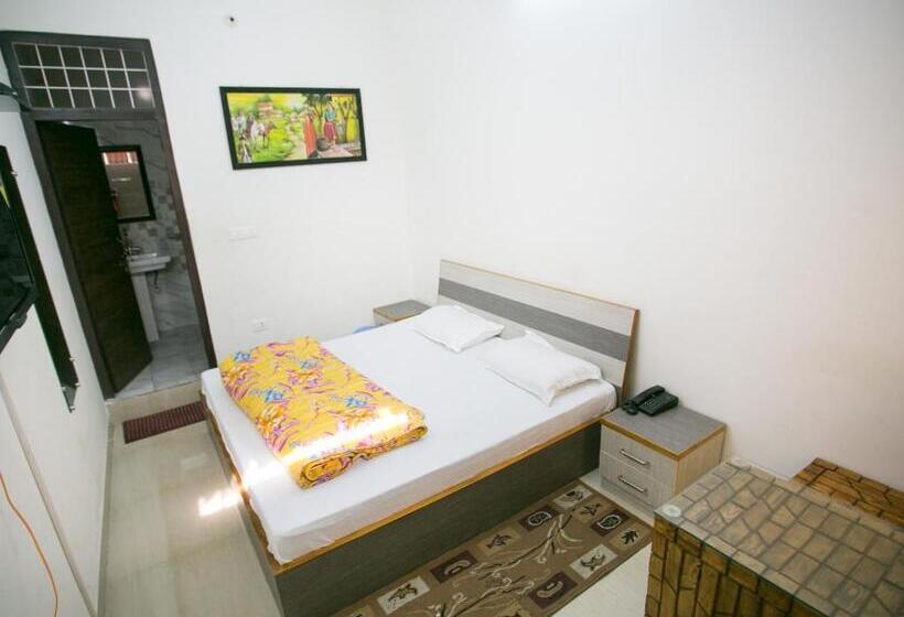 Quarto Economy, Shiv Kripa