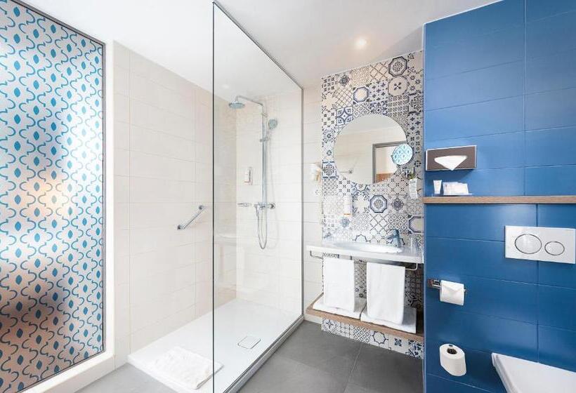 חדר דלוקס, Three Corners Lifestyle