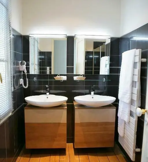 Basic-huone, Villa Héloïse Hôtel 3 étoiles