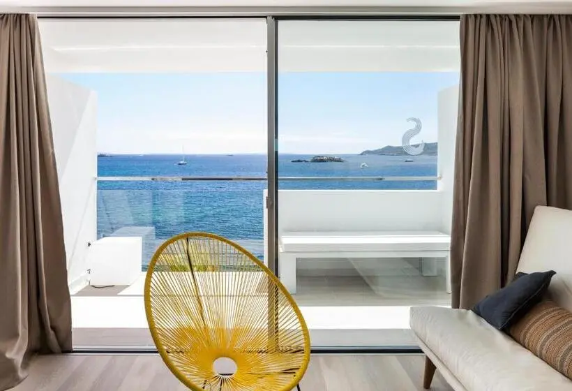 استودیوی استاندارد با چشم‌انداز دریا, Sud Ibiza Suites