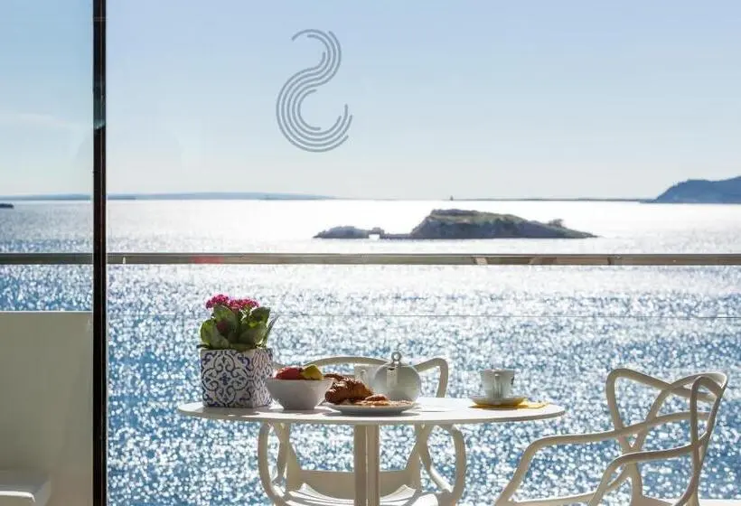 استودیوی استاندارد با چشم‌انداز دریا, Sud Ibiza Suites