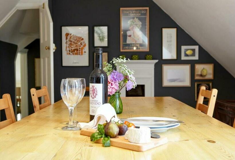 침실 1개 아파트, The Den At Backwell Down