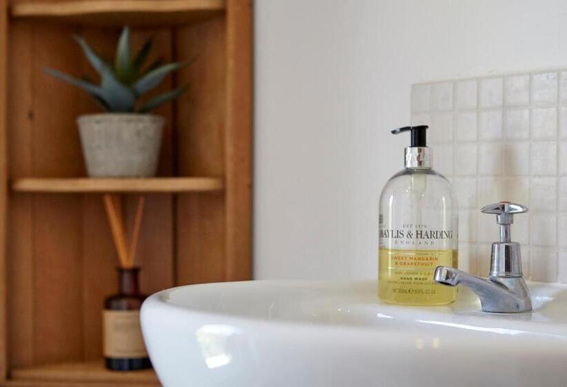 침실 1개 아파트, The Den At Backwell Down