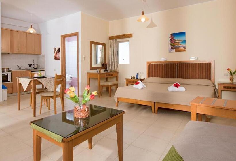 إستوديو قياسى, Fotis Studios Apartments