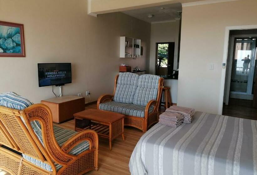 Студия Стандарт, Glenmore Sands Beach Resort