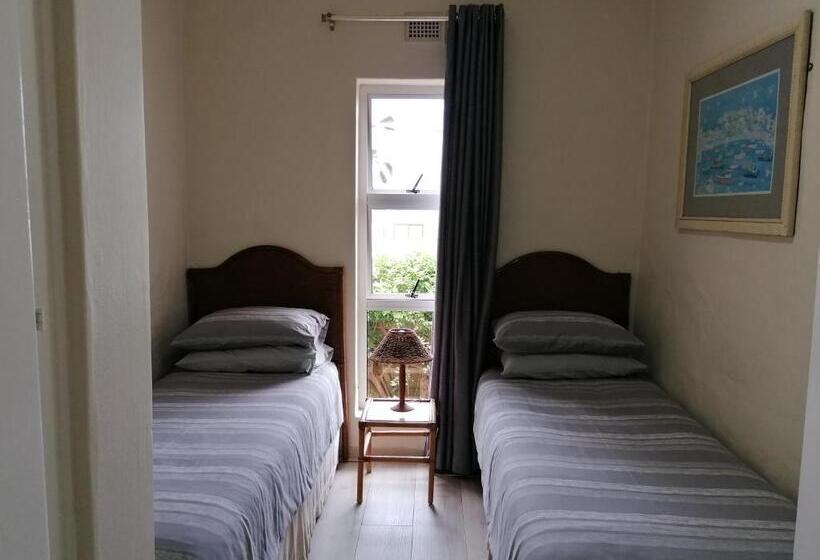 בקתה, Glenmore Sands Beach Resort