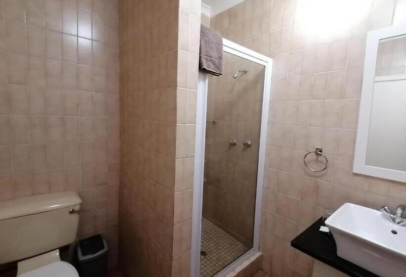 Апартаменты 3 Спальни Вид на Море, Glenmore Sands Beach Resort