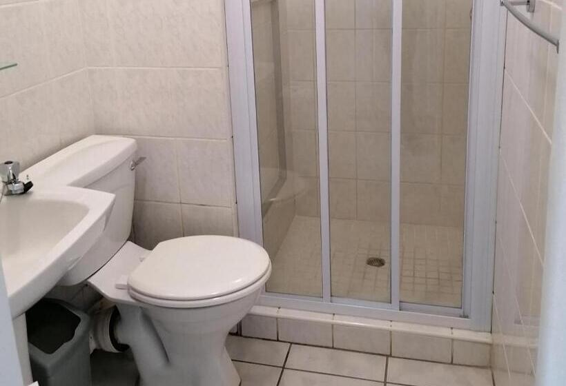 בקתה, Glenmore Sands Beach Resort