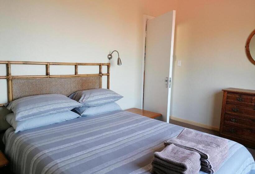 דירת חדר, Glenmore Sands Beach Resort