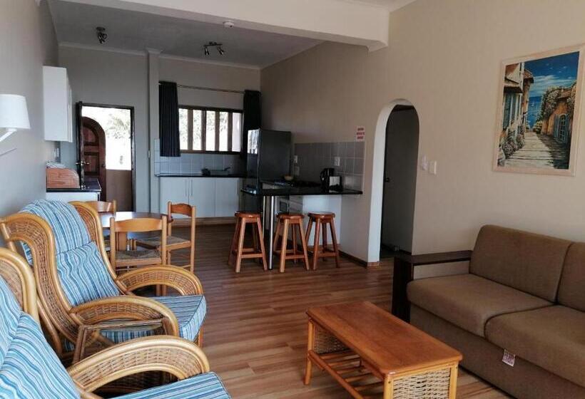 Апартаменты 2 Спальни Вид на Море, Glenmore Sands Beach Resort