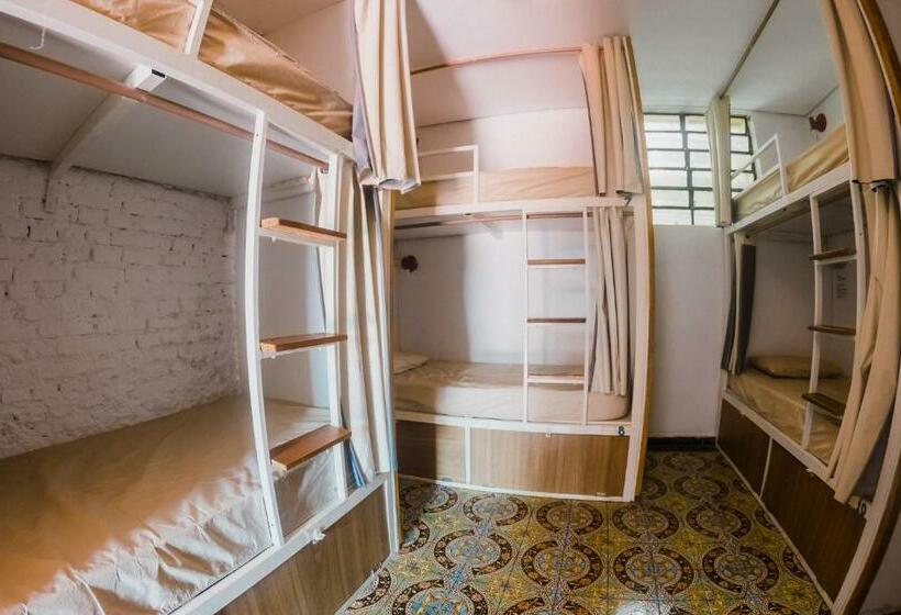 Кровать в Общей Комнате, Hostel Da Vila Ilhabela