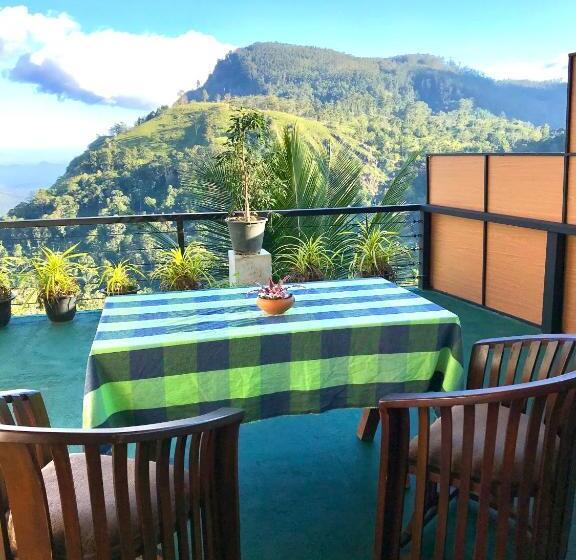 Standardrum med Balkong, Ella Hide View