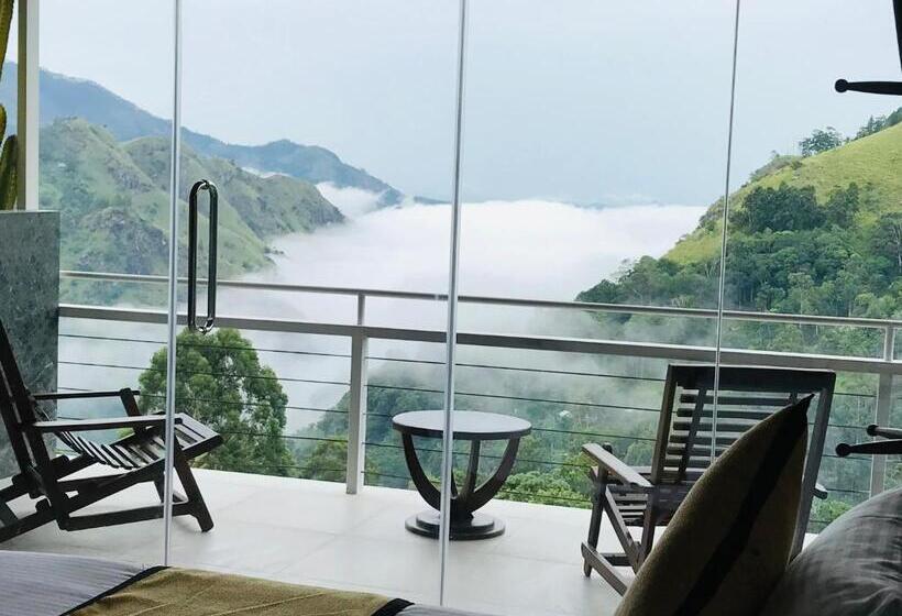 Superior Rum, Ella Hide View