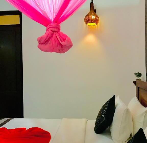 Deluxrum med Balkong, Ella Hide View