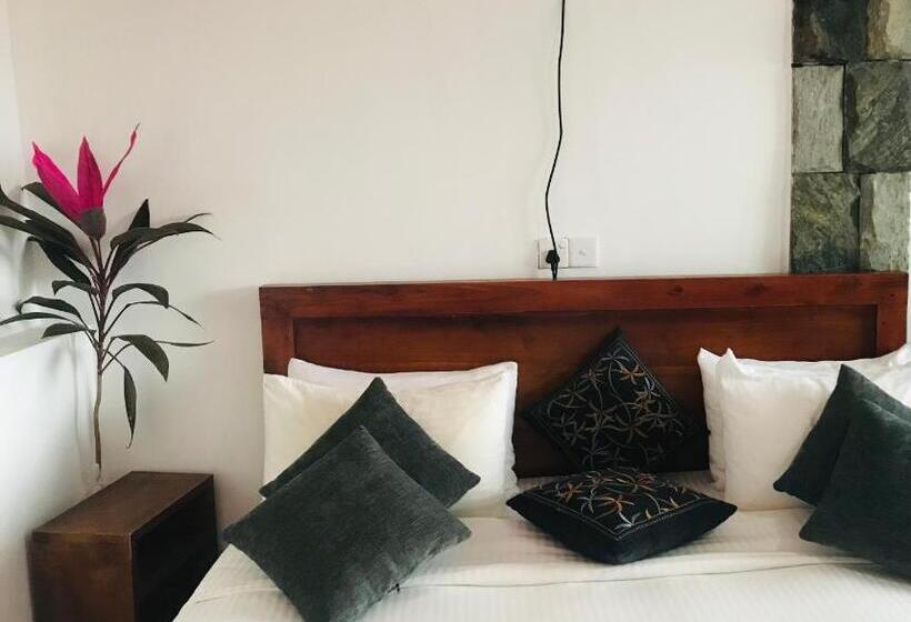 Deluxrum med Balkong, Ella Hide View