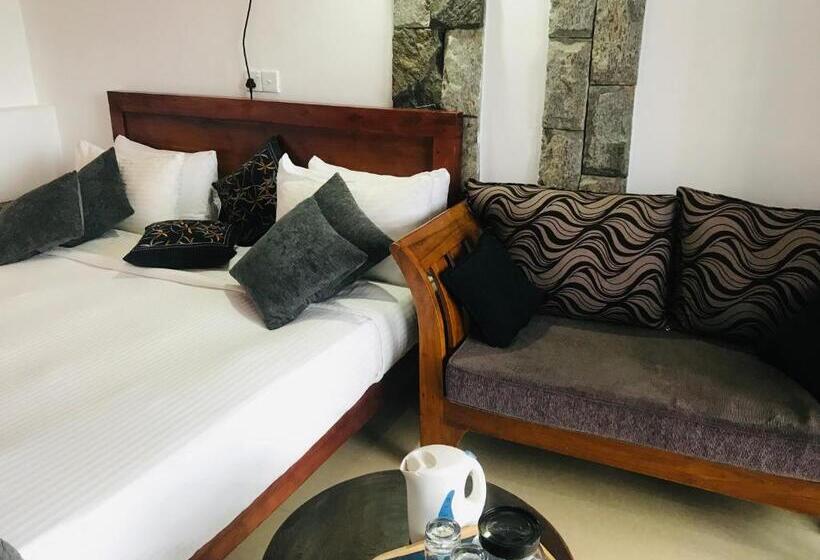 Deluxrum med Balkong, Ella Hide View