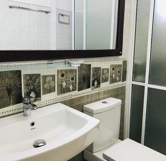 Standardrum King Size Säng, Ella Hide View