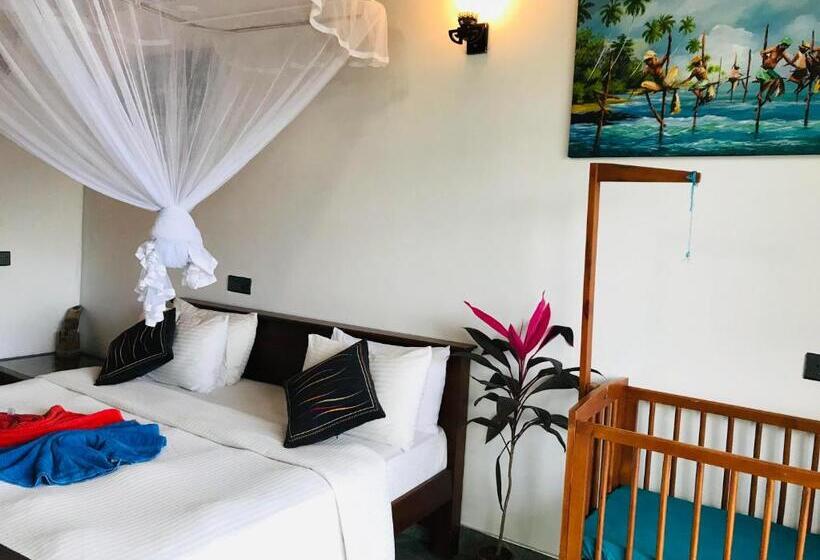 Standardrum King Size Säng, Ella Hide View