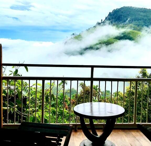 Standardrum Bergsutsikt, Ella Hide View