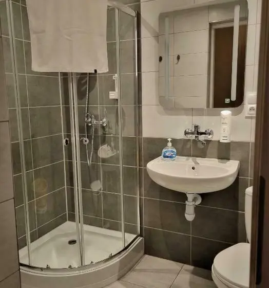 اتاق استاندارد یک نفره, Homer Bydgoszcz Ośrodek Rehabilitacji I Szkolenia Pzn