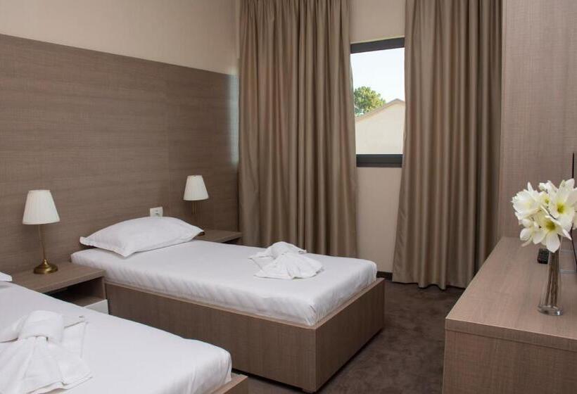 غرفة ديلوكس, Narenta