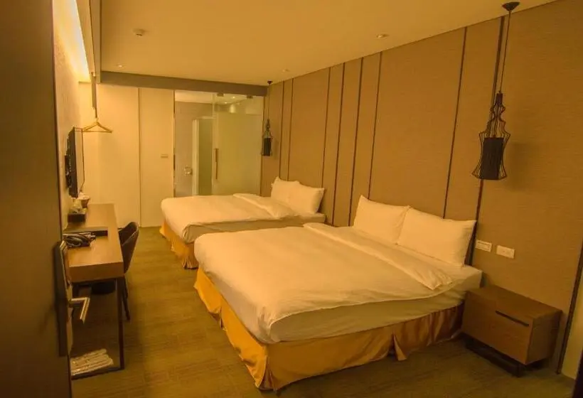 اتاق استاندارد چهار تخته, O2 Hotel Taipei Main Station