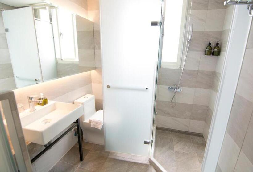 اتاق استاندارد یک نفره, O2 Hotel Taipei Main Station