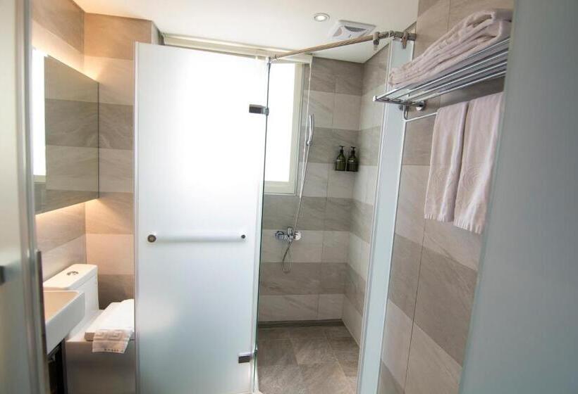 اتاق استاندارد یک نفره, O2 Hotel Taipei Main Station