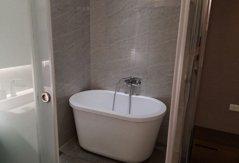 اتاق استاندارد یک نفره, O2 Hotel Taipei Main Station