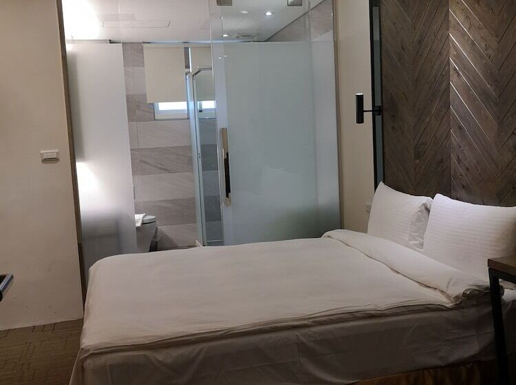 اتاق استاندارد یک نفره, O2 Hotel Taipei Main Station