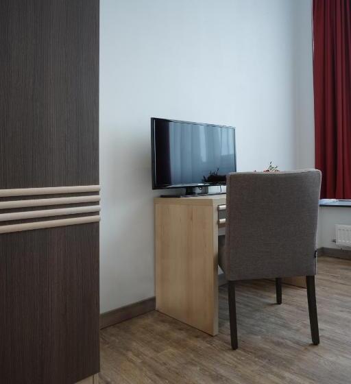 标准单人间, Ruhr Inn