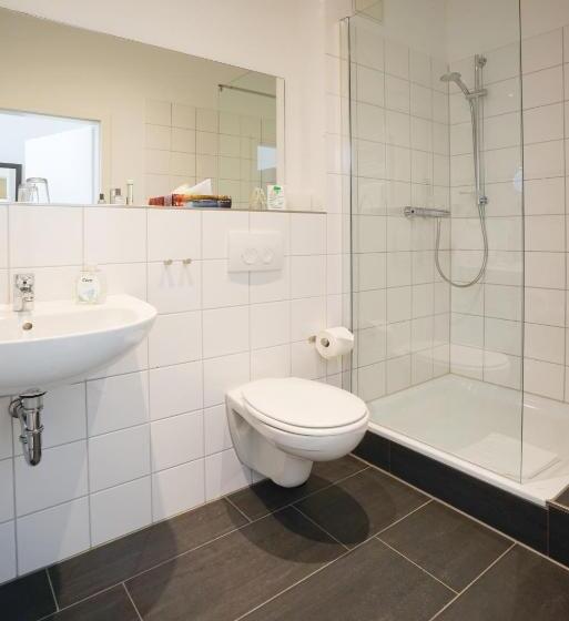 标准单人间, Ruhr Inn