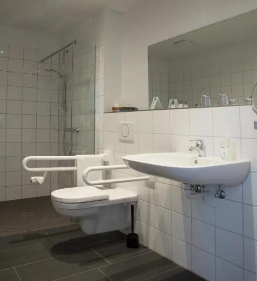 身障者適用スタンダードルーム, Ruhr Inn